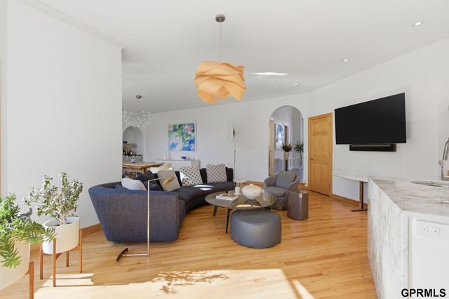 5911 S 119 Plaza, Omaha, NE 68137