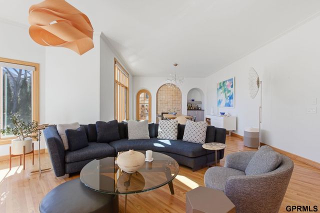 5911 S 119 Plaza, Omaha, NE 68137