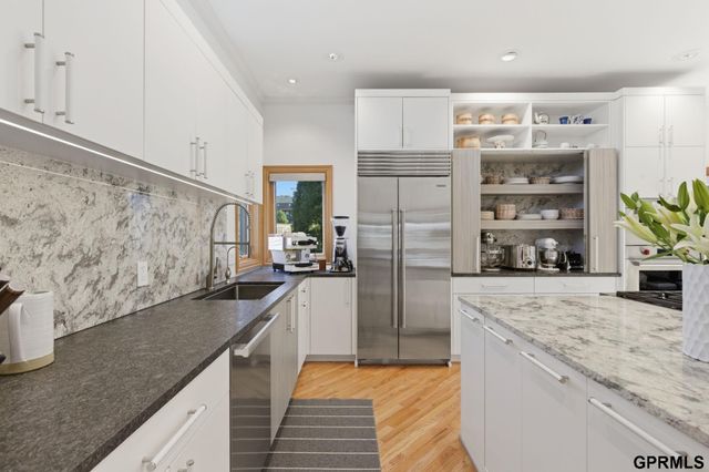 5911 S 119 Plaza, Omaha, NE 68137