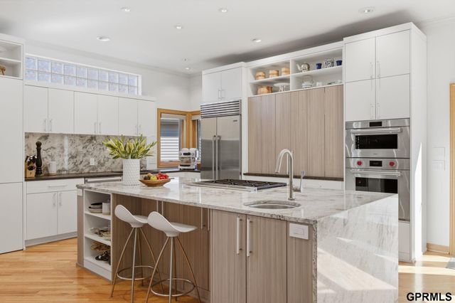 5911 S 119 Plaza, Omaha, NE 68137