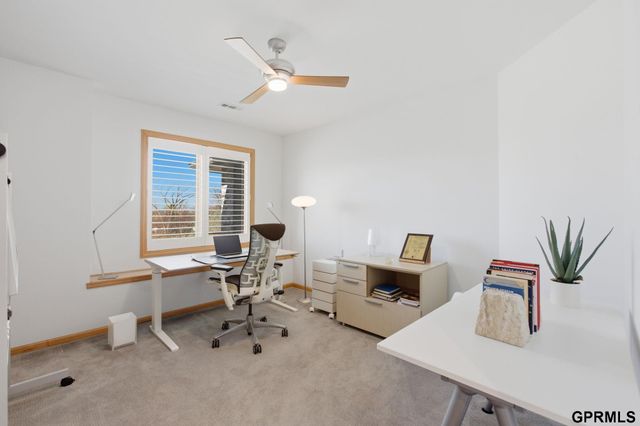 5911 S 119 Plaza, Omaha, NE 68137