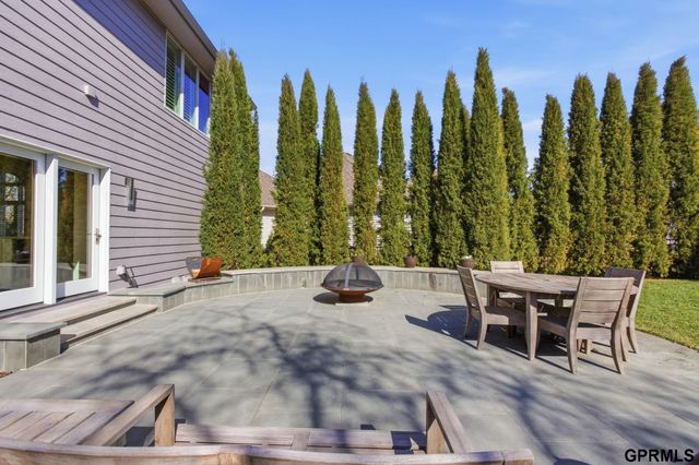 5911 S 119 Plaza, Omaha, NE 68137