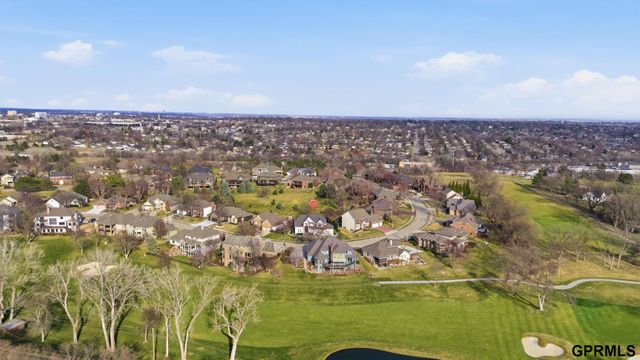 5911 S 119 Plaza, Omaha, NE 68137