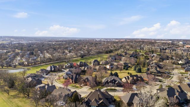 5911 S 119 Plaza, Omaha, NE 68137