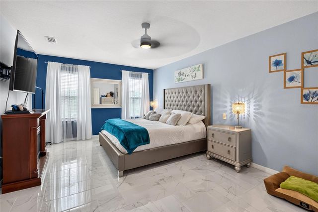 7043 SILVERADO RANCH BOULEVARD, Zephyrhills, FL 33541