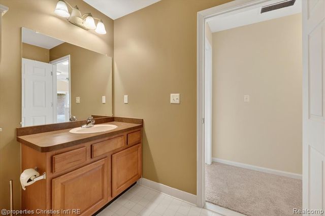 16773 Carriage Way, Northville, MI 48168