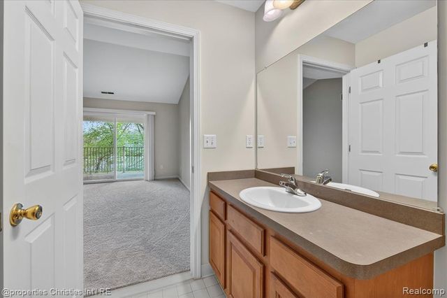 16773 Carriage Way, Northville, MI 48168