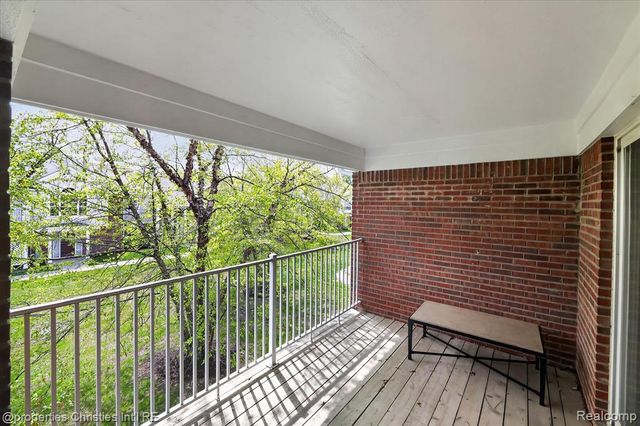 16773 Carriage Way, Northville, MI 48168