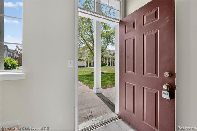 16773 Carriage Way, Northville, MI 48168
