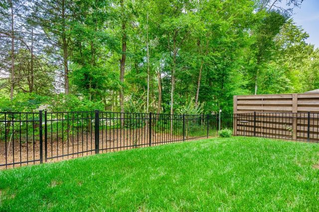 1864 Emmeline Way, Hixson, TN 37343