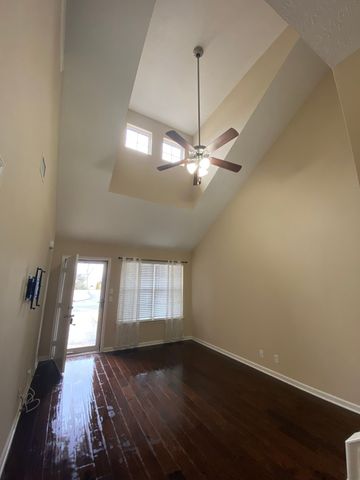 1907 Calydon Ct, Murfreesboro, TN 37128