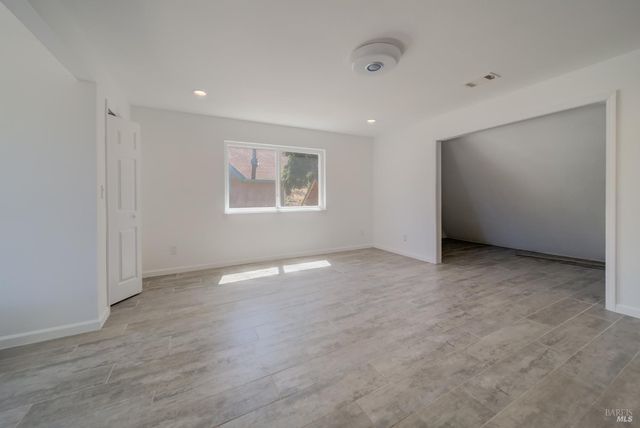 1135 Rimrock Dr, Napa, CA 94558