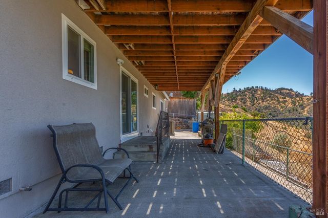 1135 Rimrock Dr, Napa, CA 94558