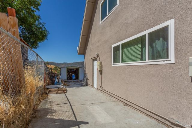 1135 Rimrock Dr, Napa, CA 94558