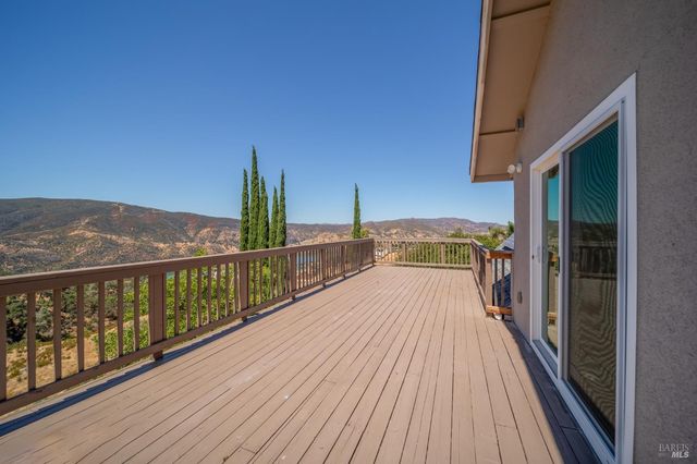 1135 Rimrock Dr, Napa, CA 94558