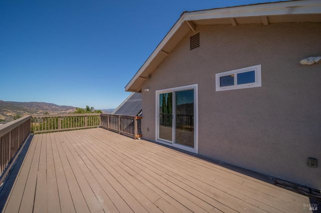 1135 Rimrock Dr, Napa, CA 94558