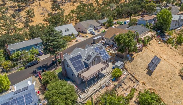 1135 Rimrock Dr, Napa, CA 94558