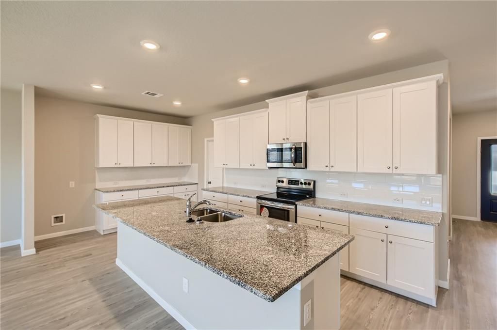 2478 Moselle LN, New Braunfels, TX 78130