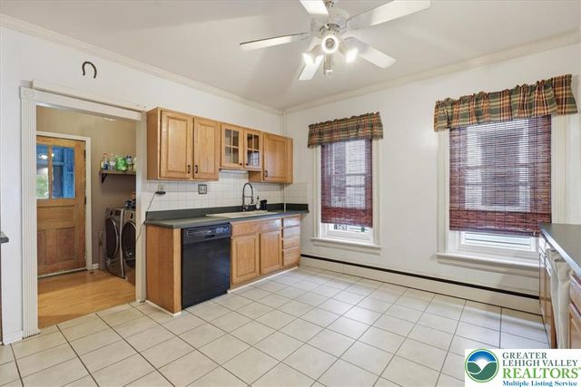 26 North 6th Street, Emmaus Boro, PA 18049