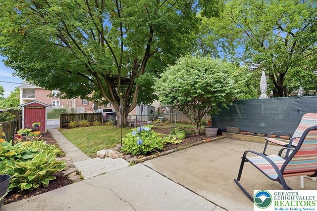 26 North 6th Street, Emmaus Boro, PA 18049