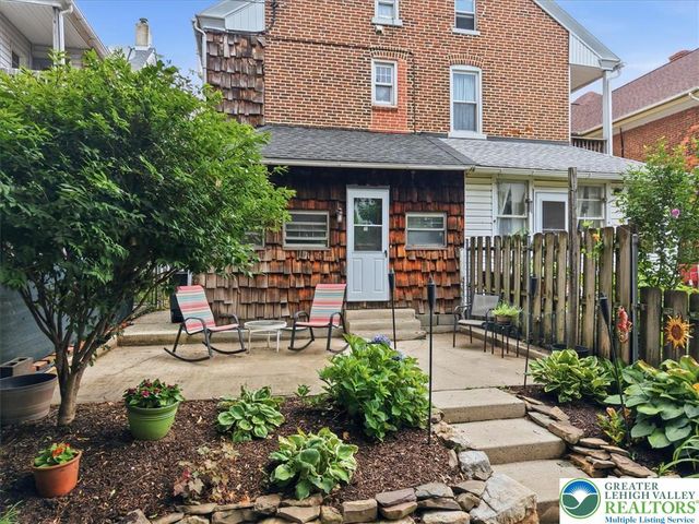 26 North 6th Street, Emmaus Boro, PA 18049