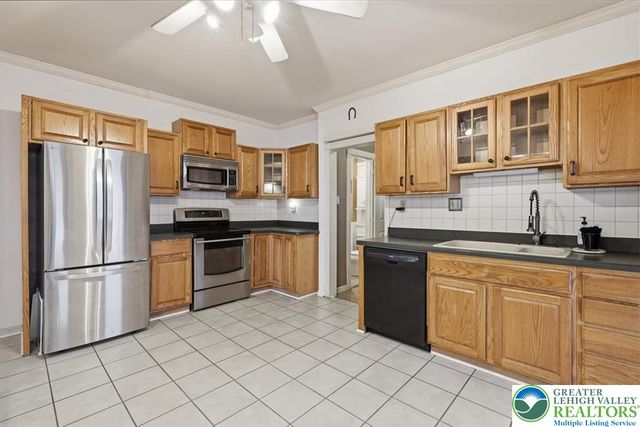 26 North 6th Street, Emmaus Boro, PA 18049