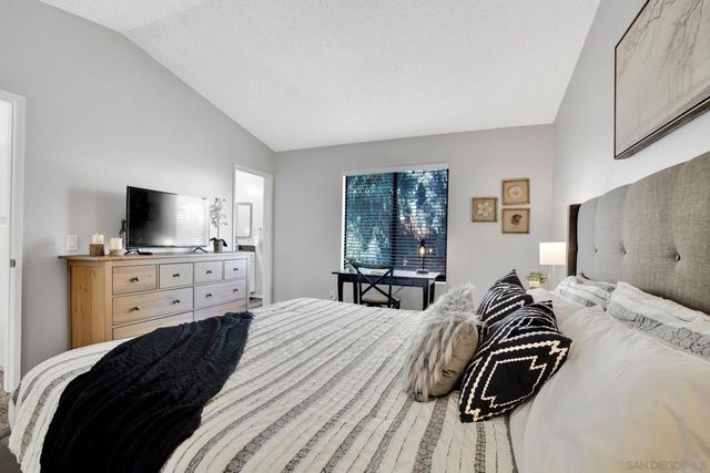 39821 Wild fFlower, Murrieta, CA 92563