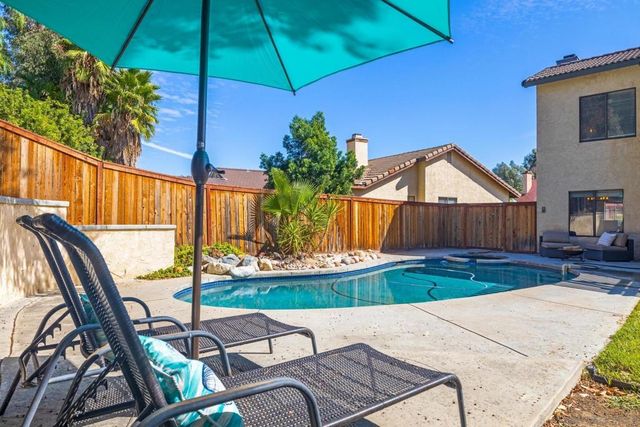 39821 Wild fFlower, Murrieta, CA 92563