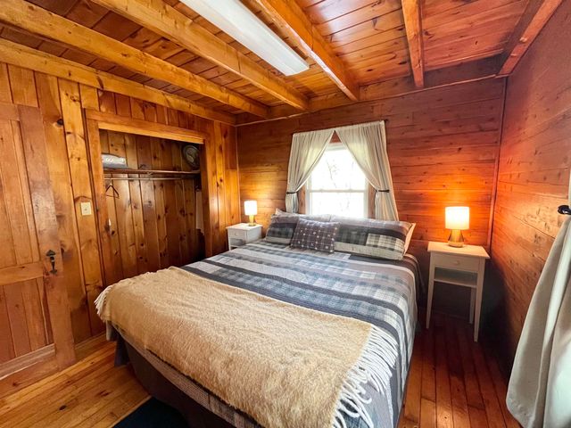 274 VT Route 100, Dover, VT 05356