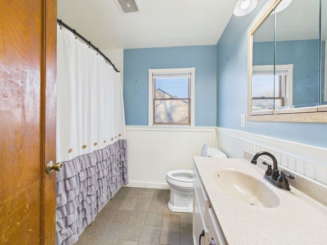 215 E Kelly Ave, Augusta, KS 67010