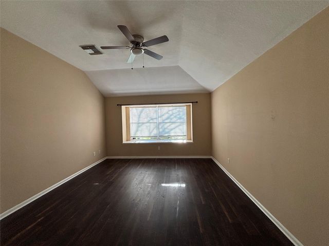 10715 Lyndon Meadows Drive, Houston, TX 77095