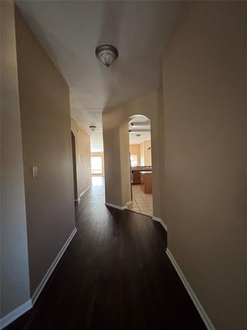 10715 Lyndon Meadows Drive, Houston, TX 77095