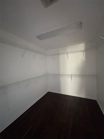 10715 Lyndon Meadows Drive, Houston, TX 77095