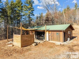 44 Chambers Drive, Weaverville, NC 28787