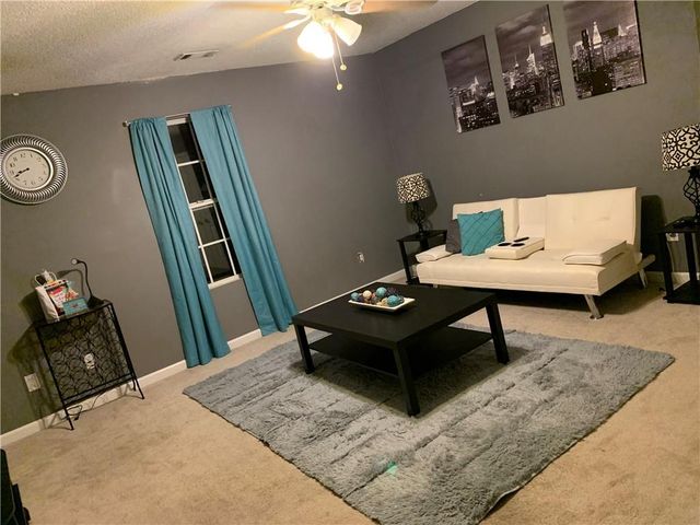 6706 Sunset Valley Circle, Rex, GA 30273