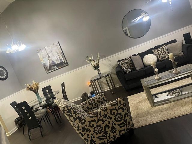 6706 Sunset Valley Circle, Rex, GA 30273