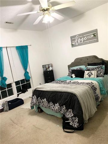 6706 Sunset Valley Circle, Rex, GA 30273