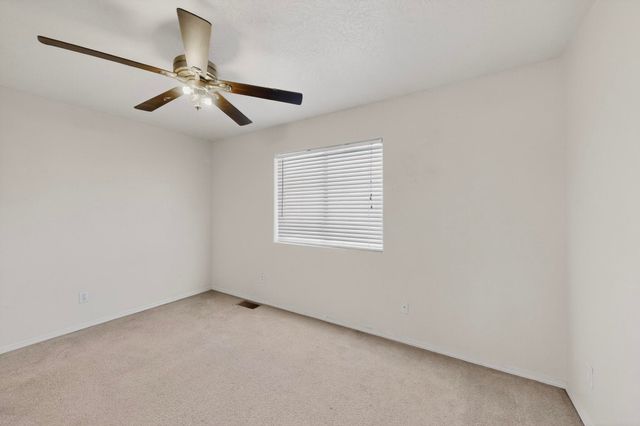 8215 Nerisa Court SW, Albuquerque, NM 87121