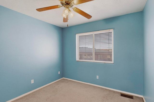 8215 Nerisa Court SW, Albuquerque, NM 87121