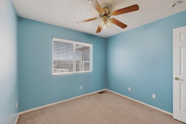 8215 Nerisa Court SW, Albuquerque, NM 87121