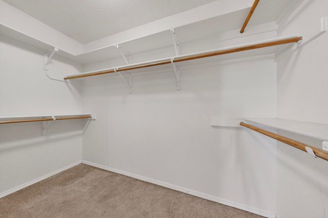 8215 Nerisa Court SW, Albuquerque, NM 87121