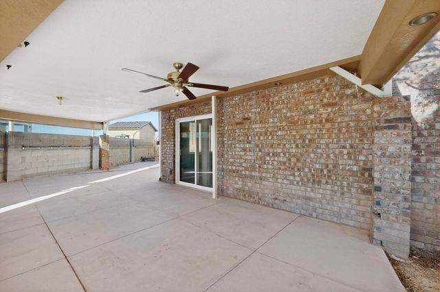 8215 Nerisa Court SW, Albuquerque, NM 87121