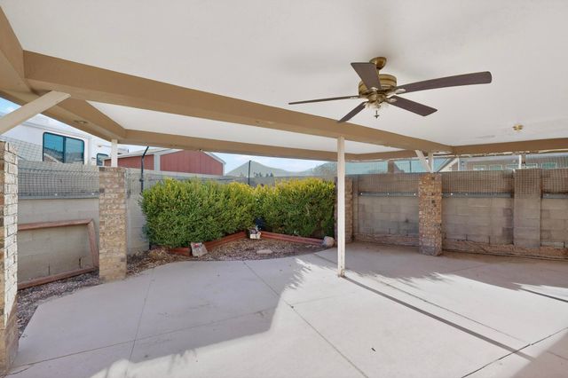 8215 Nerisa Court SW, Albuquerque, NM 87121