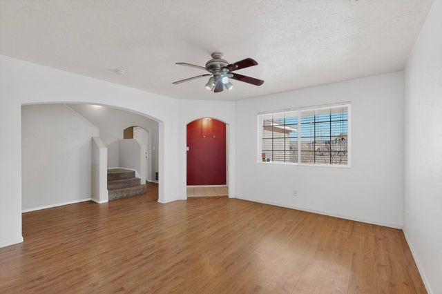 8215 Nerisa Court SW, Albuquerque, NM 87121