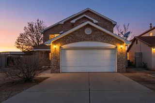 8215 Nerisa Court SW, Albuquerque, NM 87121