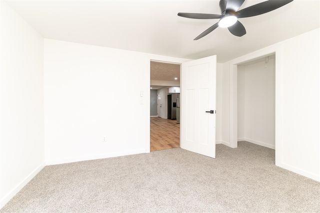 7400 N Riverview Drive, Kalamazoo, MI 49004