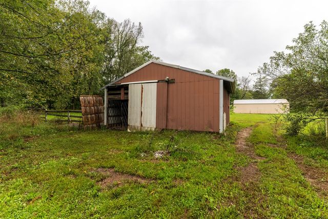 7400 N Riverview Drive, Kalamazoo, MI 49004