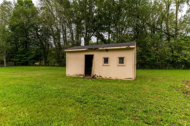 7400 N Riverview Drive, Kalamazoo, MI 49004