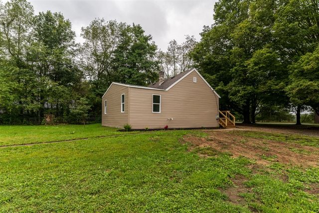 7400 N Riverview Drive, Kalamazoo, MI 49004