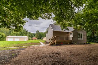7400 N Riverview Drive, Kalamazoo, MI 49004